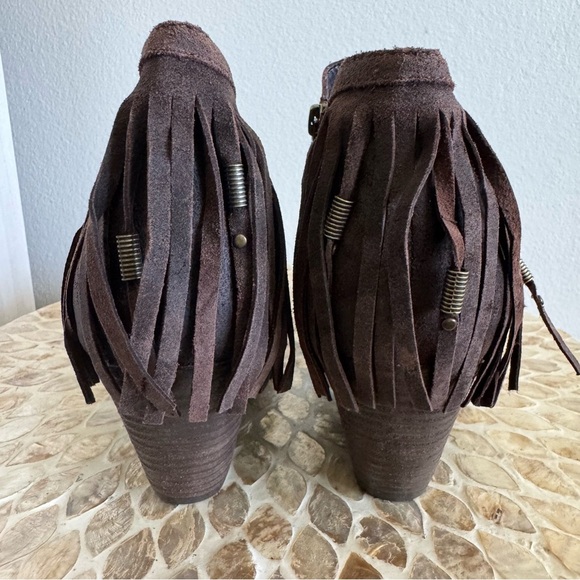 OTBT Brown Folkloric Fringe Suede Ankle Boots size 11M - Picture 4 of 10